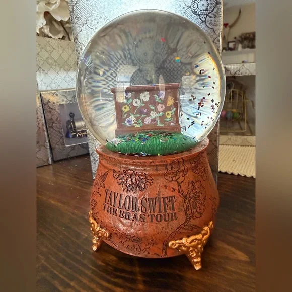 Taylor Swift “The Eras Tour Acoustic Piano” Snow Globe
